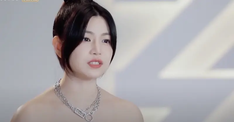 ▲陳妍希（如圖）和陳曉宣布離婚1個月後，合體歐陽娜娜看演唱會，許多粉絲都希望她能天天開心，幸福過日子。（圖／翻攝自微博）