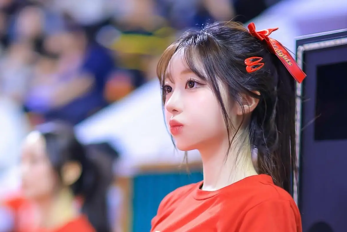 ▲南韓職棒「斗山熊隊」啦啦隊成員權熙媛（如圖），近日被網友票選為人氣冠軍，連轉戰台職棒啦啦隊的李珠珢都被打敗。一段權熙媛的「超神顏」影片也在網上爆紅，在短時間就突破了68萬次觀看。（圖／權熙媛IG）