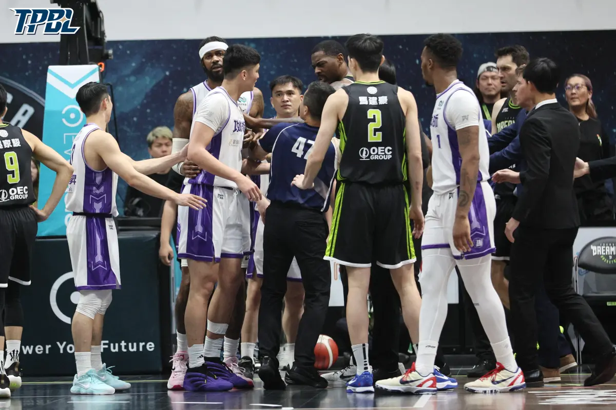 ▲TPBL例行賽G86，新竹御嶺攻城獅與福爾摩沙夢想家的比賽爆發激烈衝突，導致多名球員賽後遭到聯盟懲處。（圖／TPBL提供）