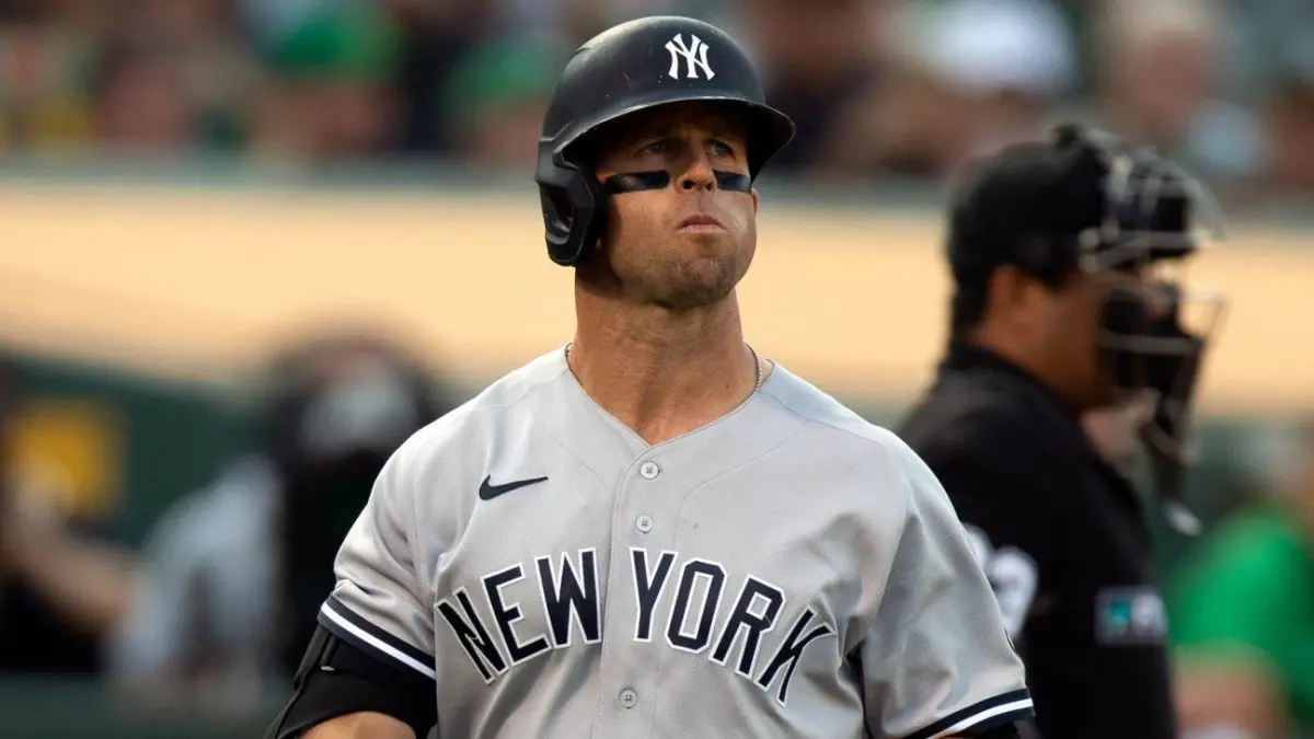 ▲▲洋基前明星外野手Brett Gardner的14歲小兒子Miller家庭旅遊期間突感不適，於睡夢中離世，得年14歲。夫妻發聲明哀悼：「我們無法想像沒有他燦爛笑容的日子。」震撼棒壇。（圖／美聯社／達志影像）