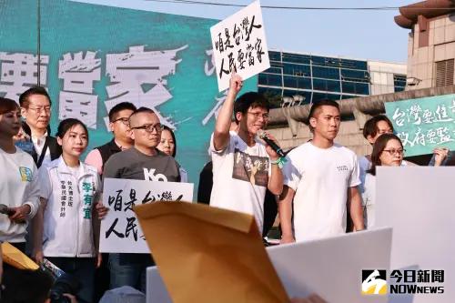 白營反罷免「1意外插曲」太刻意？周玉蔻轟黃國昌：把大家當傻子
