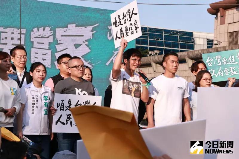 ▲民眾黨23日板橋宣講喊出6000人，黨主席黃國昌今透露，有藍營民代說他很羨慕民眾黨的活力。（圖／記者吳翊緁攝）