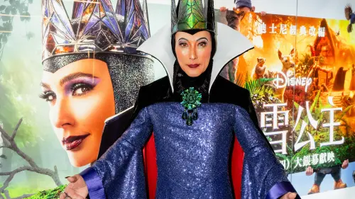 潘若迪模仿席琳狄翁再爆紅！神還原「壞皇后」　太逼真嚇壞他
