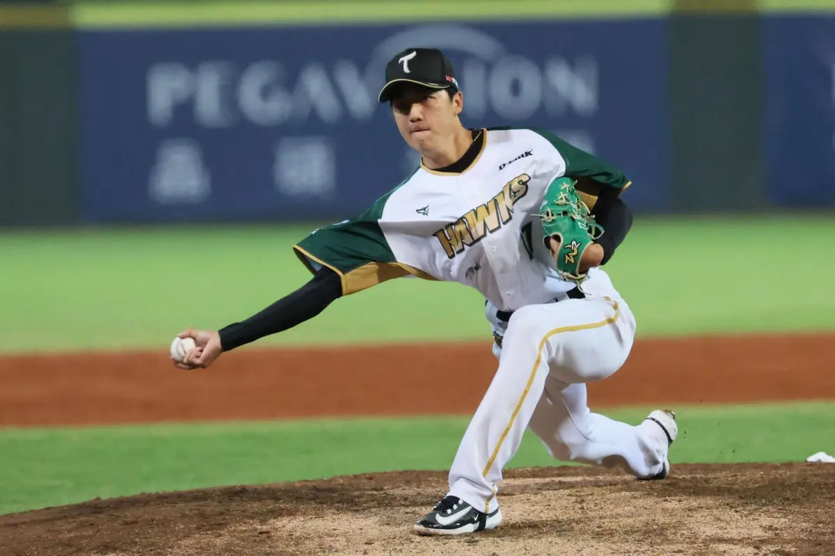 ▲台鋼雄鷹投手陳宇宏季前備戰資格賽，因此提早開季，本季目標明確，希望防禦率減少「1」。（圖／台鋼雄鷹）