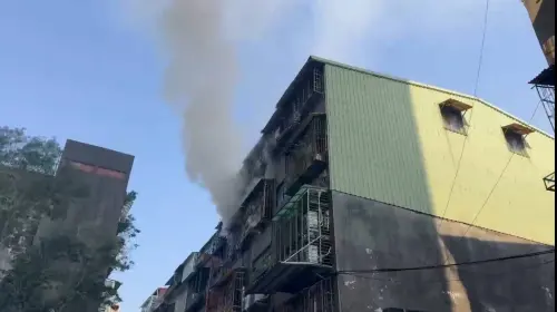 快訊／三重民宅火警 6旬嬤燒傷送醫、20歲孫無生命跡象
