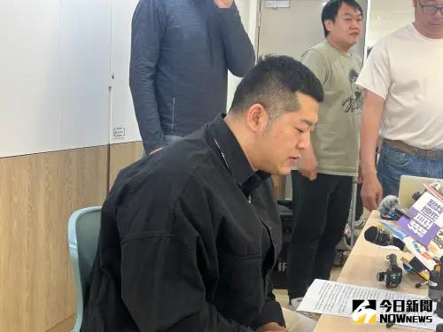 草爺 ▲草爺認為網紅圈最近動盪不安,只是因為被放大檢視,什麼圈子都會發生事情。(圖/記者吳昕蓓拍攝)