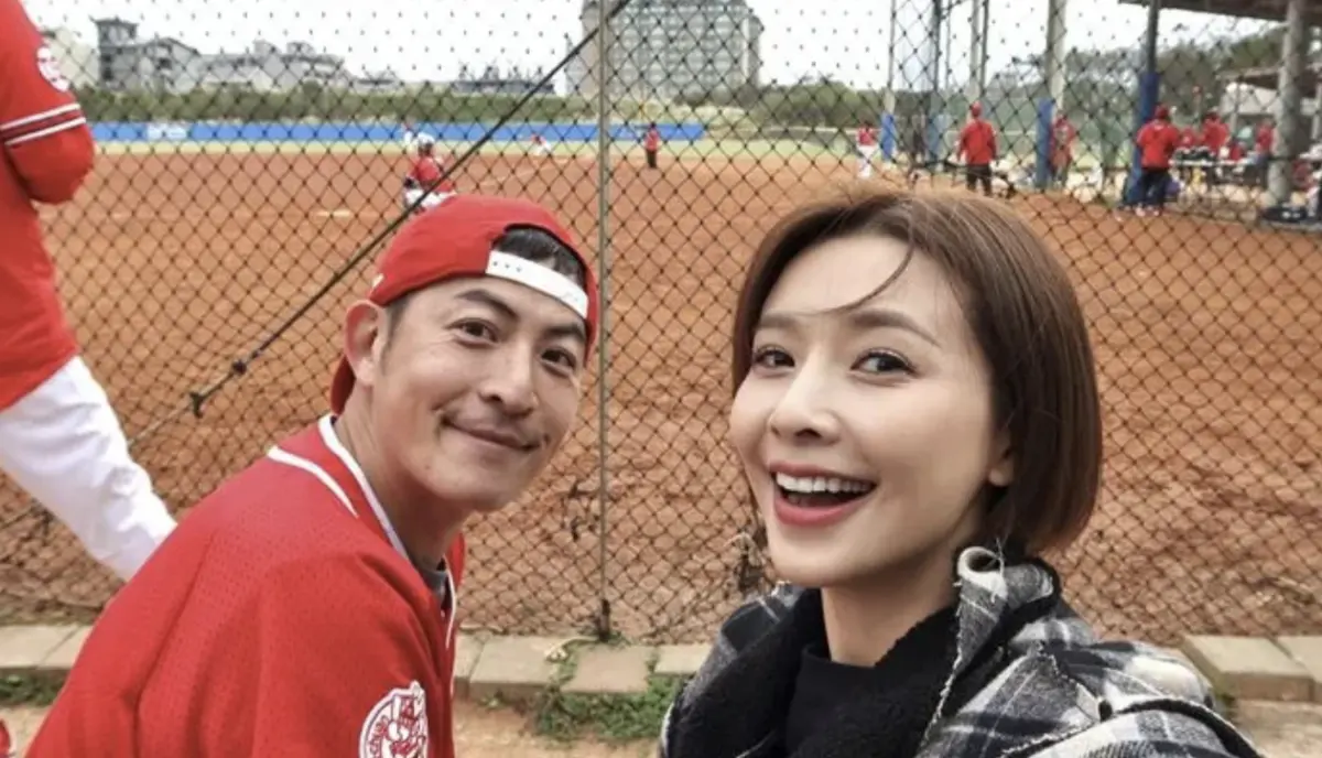 ▲八點檔女神吳婉君（右）過去曾被指控介入趙駿亞（左）的戀情，做人小三，當時她矢口否認，豈料近期卻前往警局報案，控訴遭到趙駿亞痛毆，讓兩人關係曝光。（圖／吳婉君 臉書）