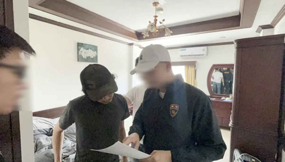 ▲一名日本詐欺犯在泰國被逮捕。（圖／翻攝自khaosodenglish）