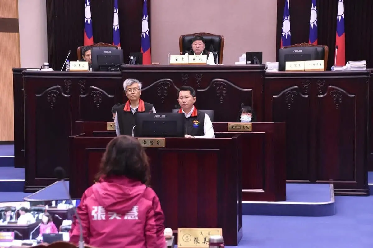 ▲檢方出手辦「查水表案」，花蓮縣民政處長明良臻遭聲押。（圖／翻攝花蓮縣議員張美慧臉書）