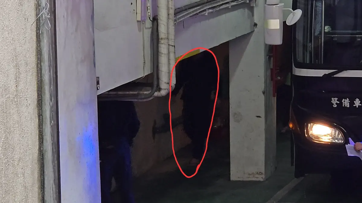 ▲前資通電軍陳文豪，聯手總統府211營3名共犯外洩軍事機密，他親自出庭聽判，一審判刑6年5月。（圖／記者劉松霖攝）