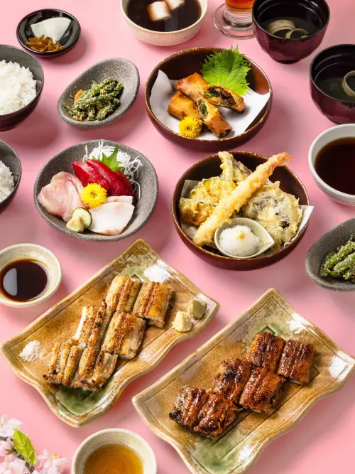 ▲うなぎ四代目菊かわ「花見雙味鰻宴」優惠價2088元。（圖／微風集團提供）