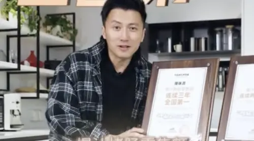 ▲謝霆鋒(圖/翻攝自抖音) ▲謝霆鋒(如圖)曾經被盛傳是毒啞王傑的真兇,但已經有資深娛樂記者代為澄清,稱他不敢做這種事。(圖/翻攝自抖音)