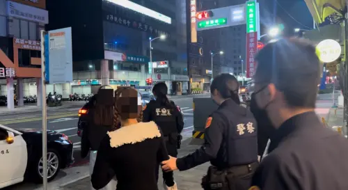 ▲吳女等4名女服務生及2名男客則依違反社會秩序維護法移請高雄地院簡易庭裁處。(圖/記者郭凱杰翻攝) ▲吳女等4名女服務生及2名男客則依違反社會秩序維護法移請高雄地院簡易庭裁處。(圖/記者郭凱杰翻攝)