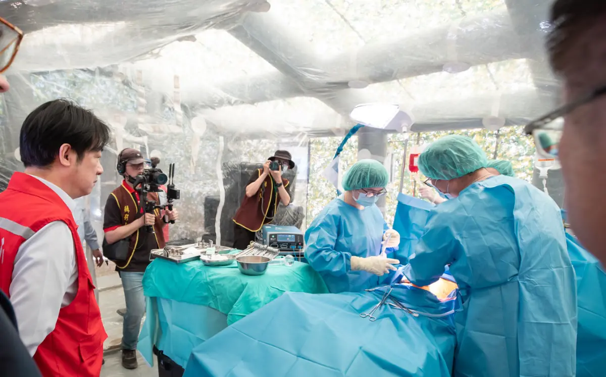 ▲「前進外科小組裝備整備」首次亮相。（圖／總統府提供）