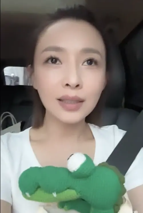 ▲吳婉君曾直播分享感情觀，提醒粉絲「真正愛你的人不會讓你受委屈」！（圖／吳婉君臉書）