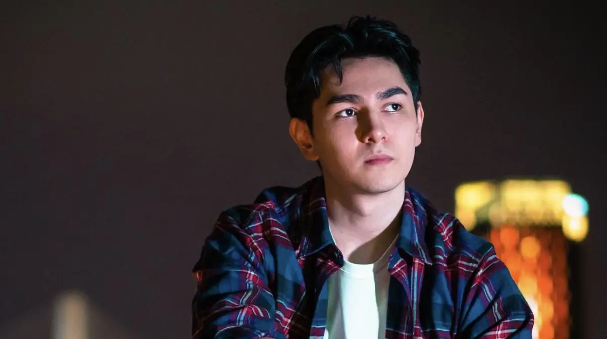 ▲YouTuber錫蘭近期因拒絕幫高中生拍「畢業祝福影片」，還開嗆學生「沒人在乎你的畢業典禮」因此挨轟，而粉絲也指出錫蘭早在2023年就對外宣稱自己最討厭拍這種東西，力挺錫蘭。（圖／IG xilanceylan）