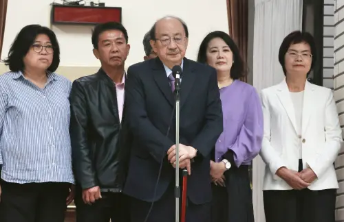 巷仔內／可以罵「他媽的」、「一龍二鳳」是歧視　綠性平標準在哪
