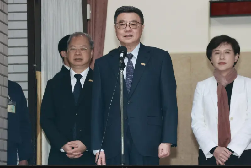 ▲卓榮泰認為，國內的股市，長期以來還是呈現一種穩定的趨勢。（圖／記者嚴俊強攝，2025.03.28）