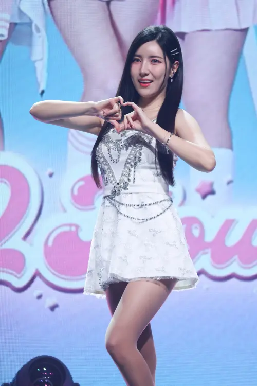 ▲南珉貞(如圖)透露工作行程滿檔,沒能休息好,讓膝蓋熱熱痛痛的。(圖/記者陳明安攝影) ▲南珉貞(如圖)透露工作行程滿檔,沒能休息好,讓膝蓋熱熱痛痛的。(圖/記者陳明安攝影)