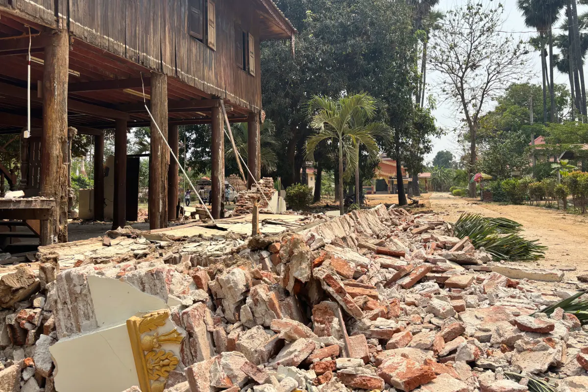 ▲緬甸28日發生規模7.7強震，多棟建築倒塌，目前死傷仍不明。（圖／美聯社／達志影像）