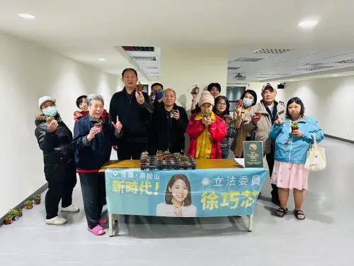 ▲徐巧芯曬出大仁區民活動中心活動照。（圖／徐巧芯提供）