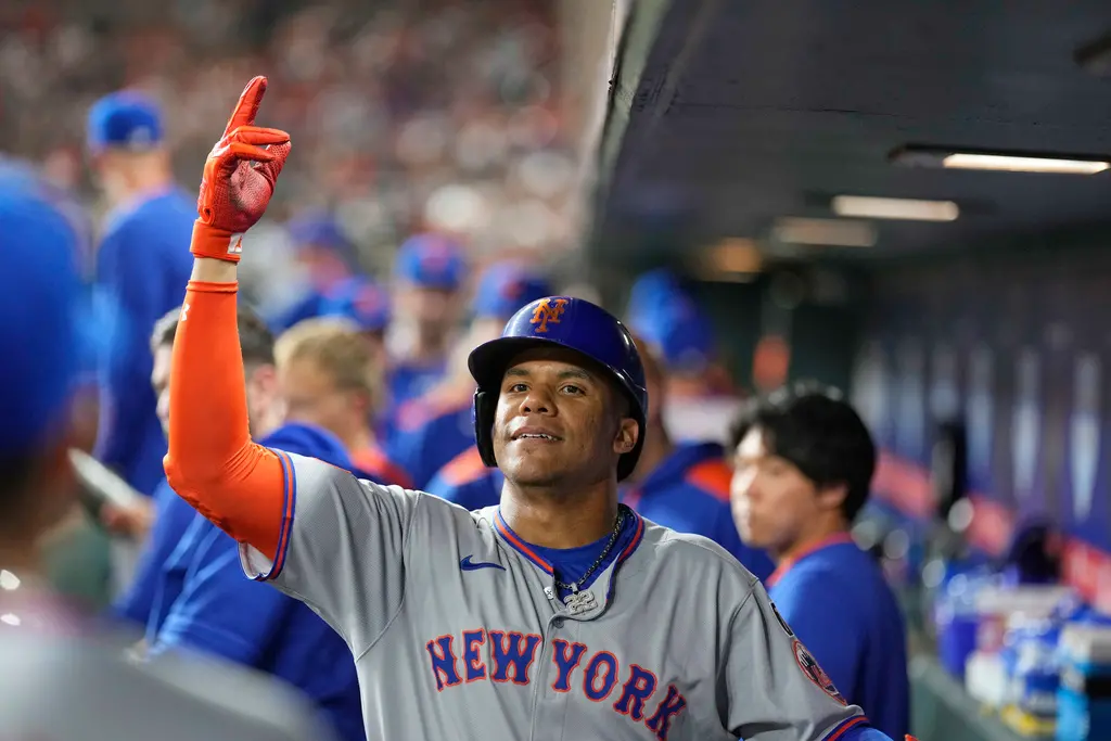 ▲本季效力於美國職業棒球大聯盟（Major League Baseball）紐約大都會的明星強打Juan Soto，在為新東家出戰的第二場比賽中，面對休士頓太空人擊出生涯穿上大都會球衣的首發全壘打，展現自己7.65億美元合約身價的能力。（圖／美聯社／達志影像）