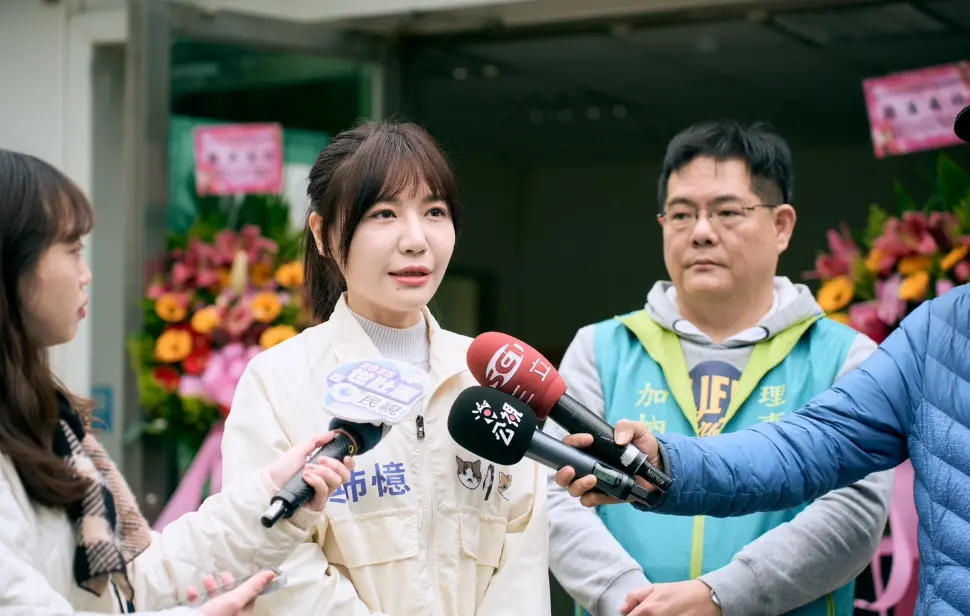 ▲吳沛憶表示，看起來國民黨那雙不正義的手已伸進中正萬華，呼籲不要糟蹋欺負中正萬華。（圖／吳沛憶辦公室提供）