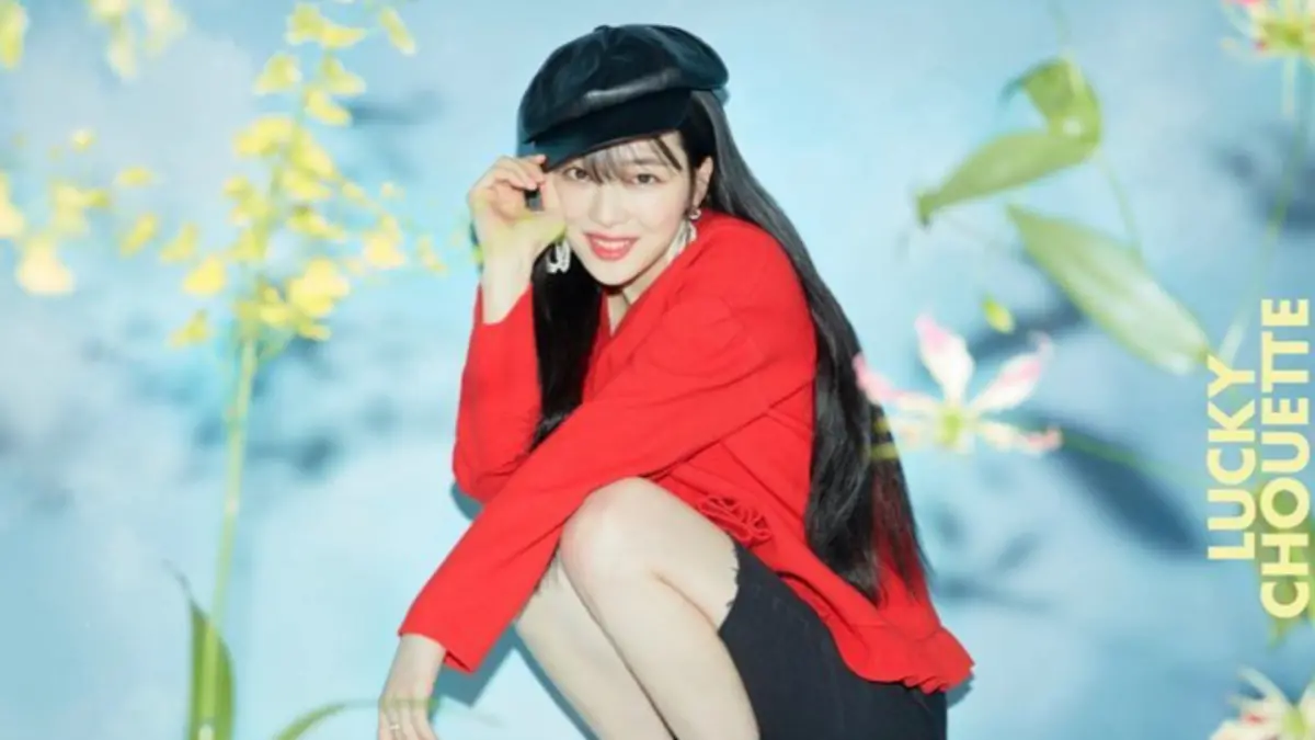 ▲已故女星雪莉（如圖）的哥哥近日質疑電影《REAL》當年的全裸床戲安排，本片原本是由李政燮導演做拍攝，不過突然改由金秀賢的表哥金沙朗執導。《REAL》的原導演李政燮時隔8年出面發聲，表示自己一直以來都很心痛。（圖／雪莉IG）