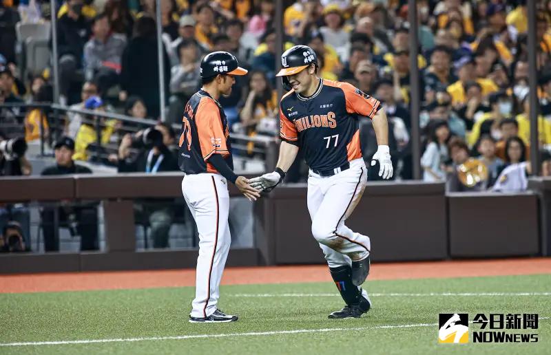 ▲統一獅外野手林安可開幕戰繳出猛打賞還有全壘打的精彩表現。（圖／記者葉政勳攝 , 2025.03.29）