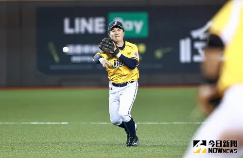 中職／兄弟二遊單週遇2次燒腦Play！平野賽後認為壘審手勢不明確
