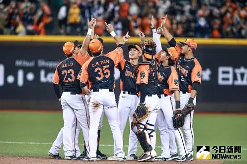 ▲統一獅上半季封王魔術數字熄滅，接下來3戰必須步步為營。（圖／記者葉政勳攝 , 資料照）