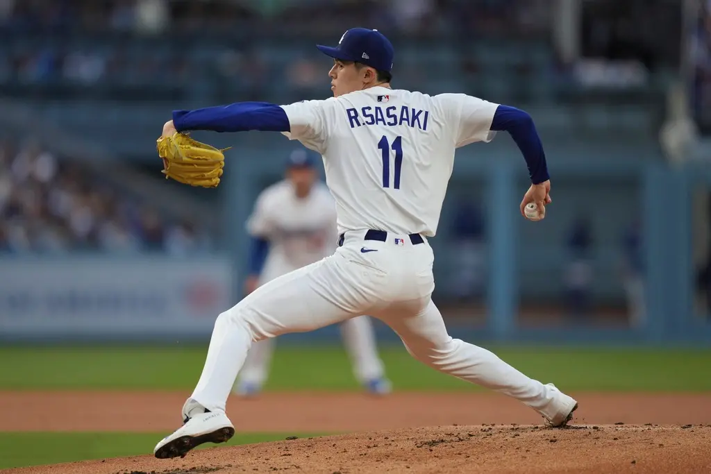 ▲日本「令和怪物」佐佐木朗希開季第二戰僅投1.2局就被打退場，兩戰合計出現9保送全聯盟最多。（圖／美聯社／達志影像）