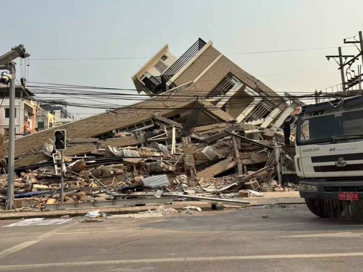 ▲ 緬甸強震，當地多處樓倒、傷亡慘重。（圖／緬甸華僑提供）