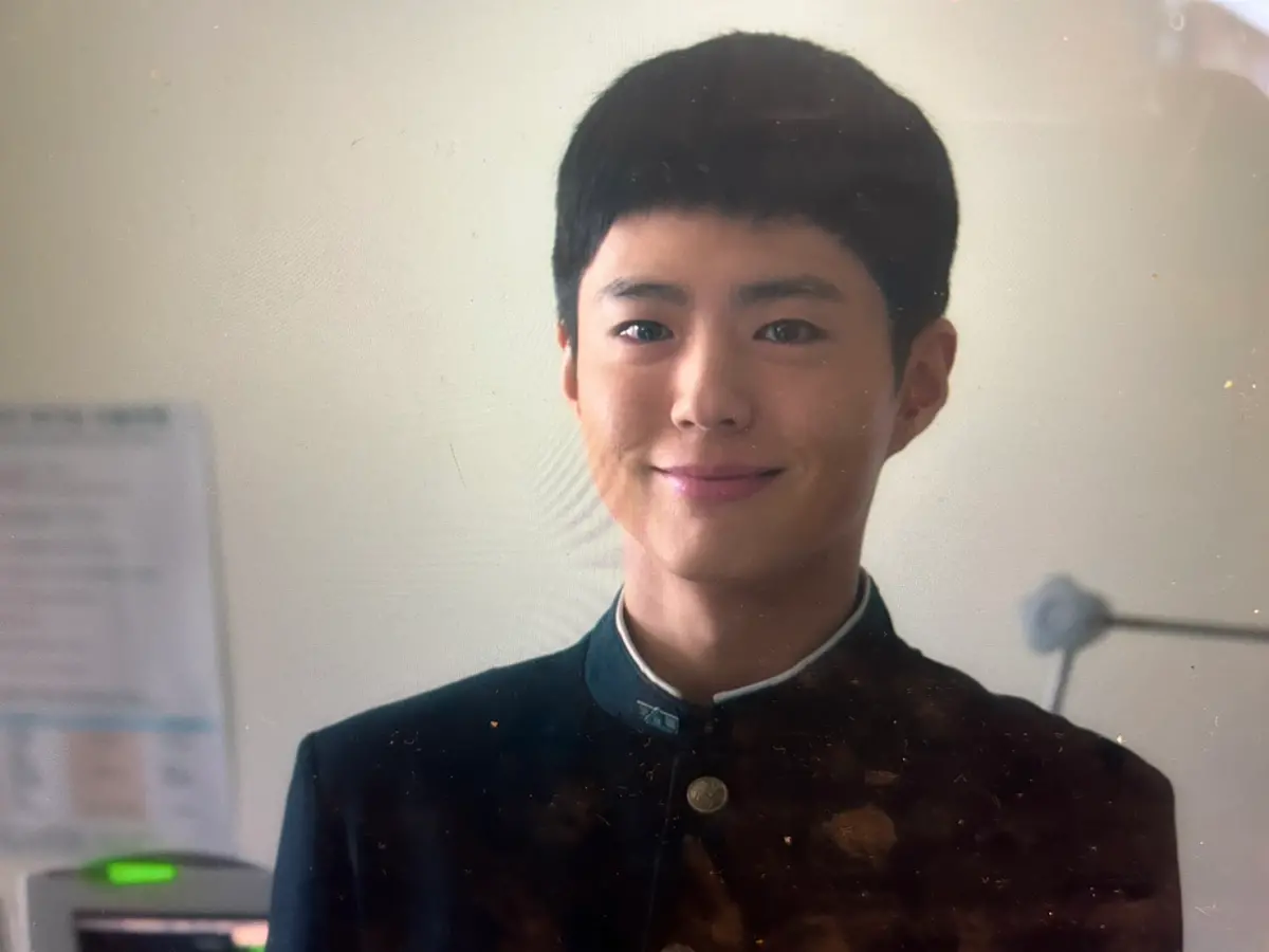 ▲朴寶劍（如圖）在韓劇《苦盡柑來遇見你》中飾演青少年和壯年時期的男主角「寬植」，被部分粉絲抱怨戲份太少，他也表示接演之前就知道，但很想參與編劇林恦賰的作品。（圖／翻攝自Netflix）