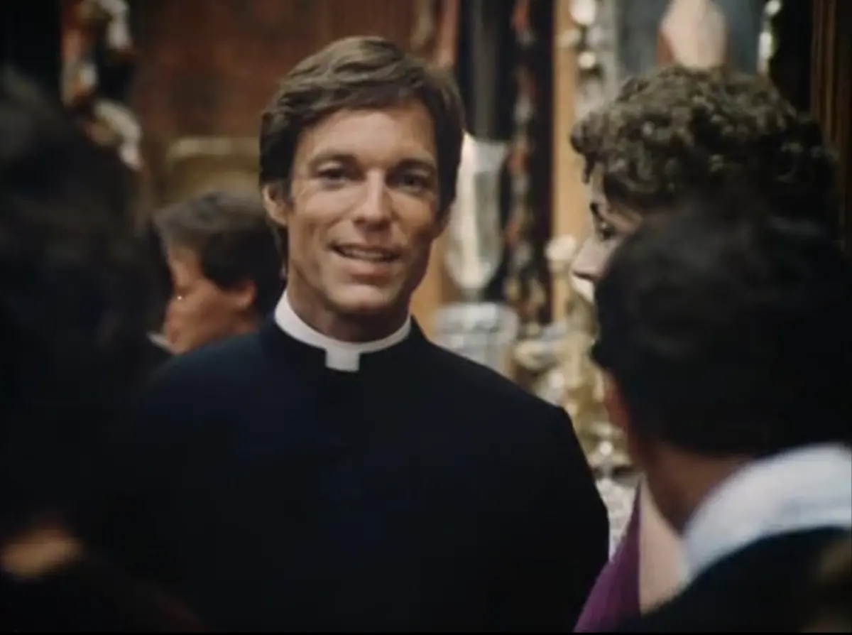 ▲1980年代紅極一時的「迷你影集之王」李察張伯倫在夏威夷去世，距離他的91歲生日還剩兩天。他生前最有名的作品除了《幕府將軍》迷你影集外，就屬暢銷名著改編的《刺鳥》，曾在台灣數度重播。（圖／摘自IMDb）