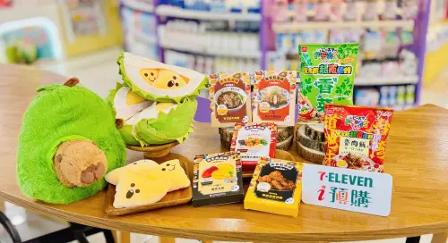 7-11「美食肌面膜」,從韓式蜂蜜炸雞、柚子椒鹽豬排、青花椒牛肉麵、濃厚雞白湯拉麵到楊枝甘露通通有。(圖/7-11提供) ▲7-11「美食肌面膜」,從韓式蜂蜜炸雞、柚子椒鹽豬排、青花椒牛肉麵、濃厚雞白湯拉麵到楊枝甘露通通有。(圖/7-11提供)