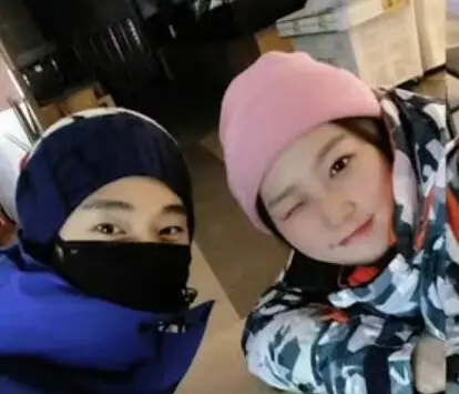 ▲金秀賢（左）和金賽綸（右）的戀愛爭議燒不停。（圖／微博）