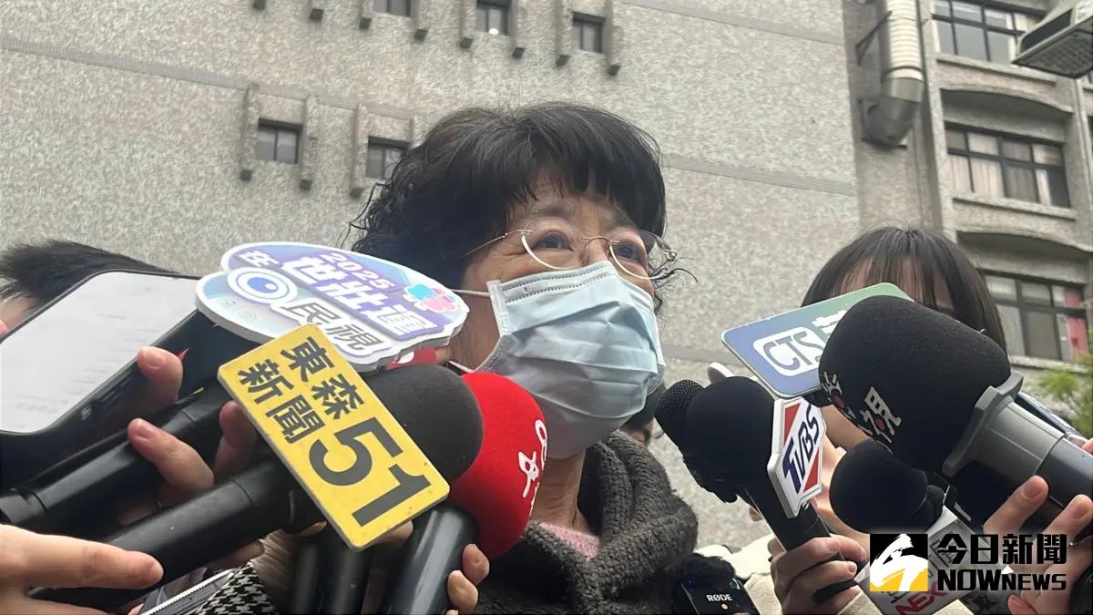 ▲陳佩琪一早就到部北醫探視丈夫柯文哲，她受訪時說自己對狀況不清楚；不過她經了解後，向民眾黨表示主刀醫師是認識的人。（圖／記者李政龍攝，2025.04.02）