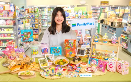 ▲迎接兒童節到來，全家結合玩具總動員30週年紀念，推出兩款玩具總動員系列聯名餐盒。（圖／全家提供）