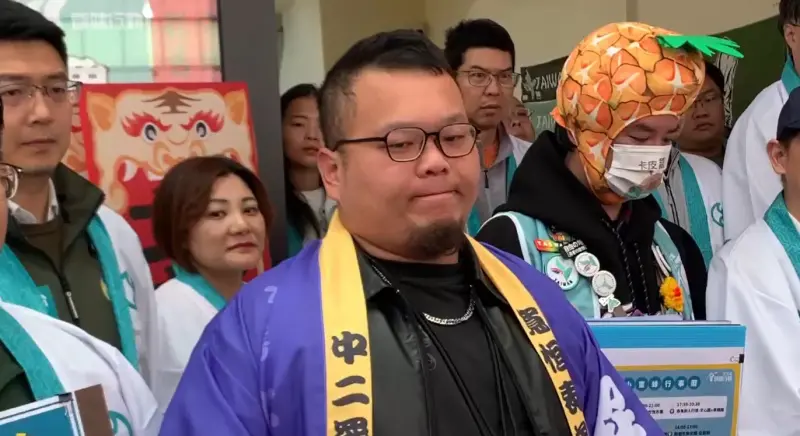 ▲顏寬恒助理指「解顏行動」發言人林宣宏曾因工安意外到服務處尋求協助。（圖／記者顏幸如攝，2025.04.02）