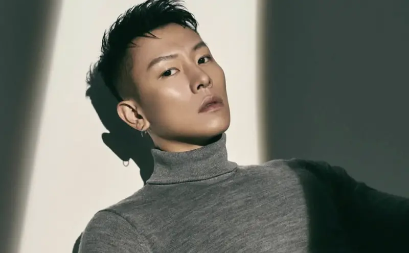 ▲瘦子（如圖）在新歌中開嗆ØZI，《NOWnews今日新聞》就替您整理瘦子、瘦子表哥、ØZI以及吳卓源間的感情糾葛，讓您一次就看懂。（圖／瘦子 IG）