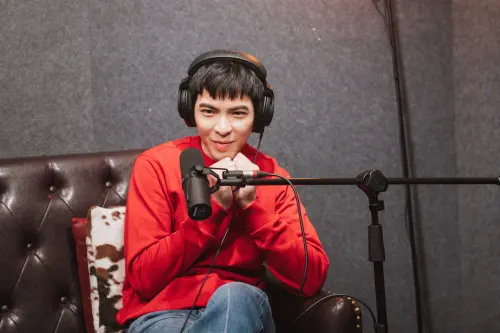 ▲蕭敬騰甜蜜爆料自己每天都會跟太太撒嬌「求鼓勵」。（圖／犢影制作、有意思國際傳播提供）