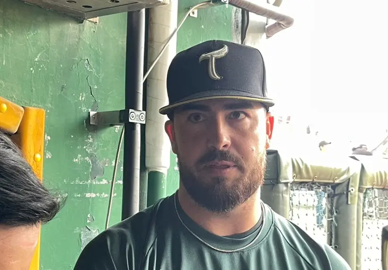 ▲艾速特受訪談論到這次風波，強調自己非故意，但也透露自己是一個鬥性很高的人，就像是一位鬥牛犬，當時是對自己生氣，因為沒有為球隊守下來，有看到球迷網路上討論，自己並不在意，但事發後有跟陳柏清作出解釋。（圖／記者林子翔攝）