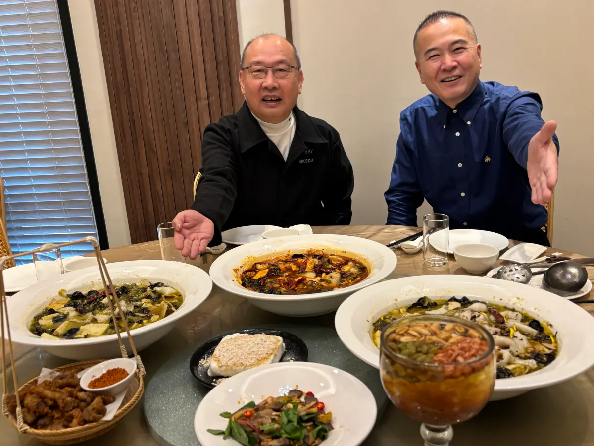 ▲在美國擁有六家門店的「不二老罈子酸菜魚」快閃台中阿秋大肥鵝海鮮樓，限時至月底。（圖／記者金武鳳攝，2025.4.2)