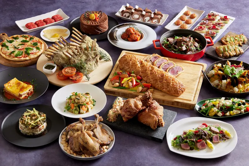 ▲JR東日本大飯店台北的吃到飽餐廳「鉑麗安全日餐廳」即日起於午、晚餐時段推出「歐洲經典料理」主題自助饗宴，還於4月5日、4月6日兩天，包含午餐、下午茶、晚餐都有「兩人同行、一人免費」之優惠。（圖／JR東日本大飯店台北提供）