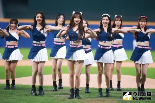 ▲富邦悍將啦啦隊李珠珢首秀。（圖／記者葉政勳攝 , 2025.04.02）