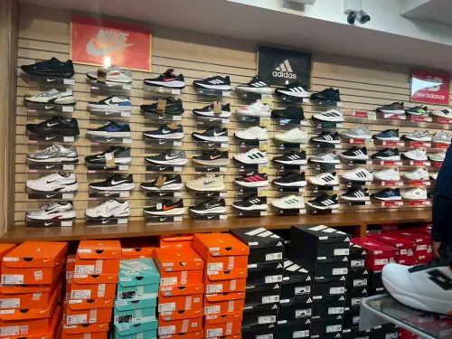 台灣人都買哪牌運動鞋？不是Nike、adidas　全場點它：穿10年不壞
