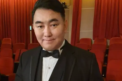 ▲徐亨暈倒診斷出腦瘤！宣布離婚「淨身出戶」獨扛2億債務現況曝光（圖／徐亨臉書）