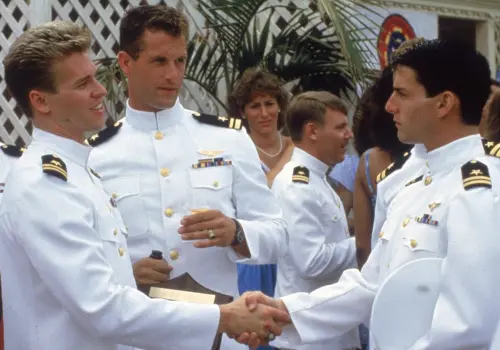 ▲方基墨（左一）與湯姆克魯斯（右一）在《捍衛戰士》對手戲受到全球觀眾喜愛，後來又合作了續集。（圖／摘自IMDb）