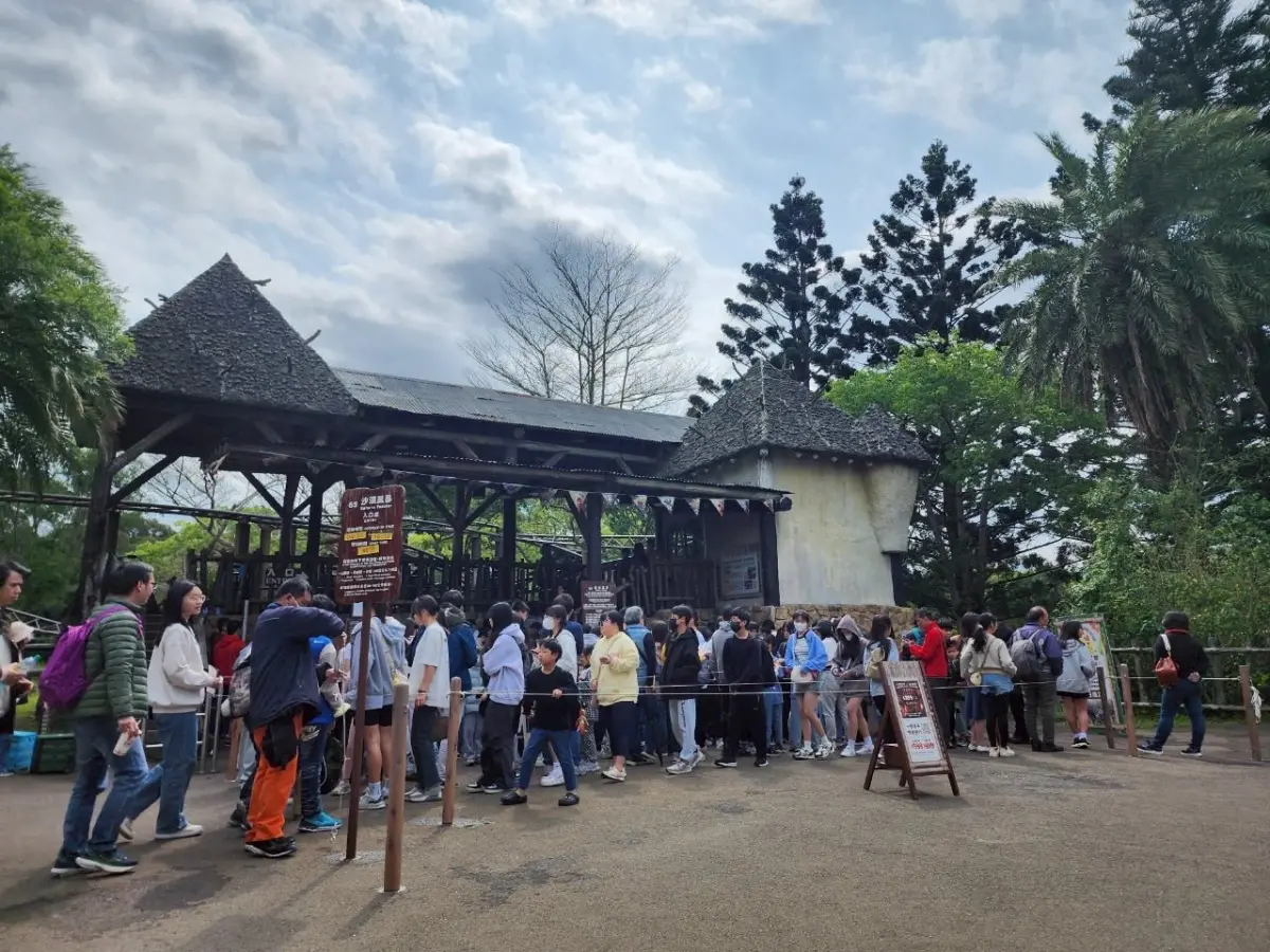 ▲六福村推出2025/4/3 - 2025/4/6 「未滿18歲免費」入園活動。（圖／翻攝自六福村臉書）